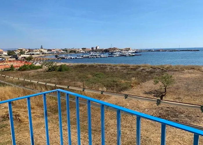 Guest house Stanza Panoramica Con Terrazza Privata Sul Mare Marzamemi
